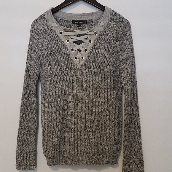 - Love tree sweater size s - Picture 1 of 7